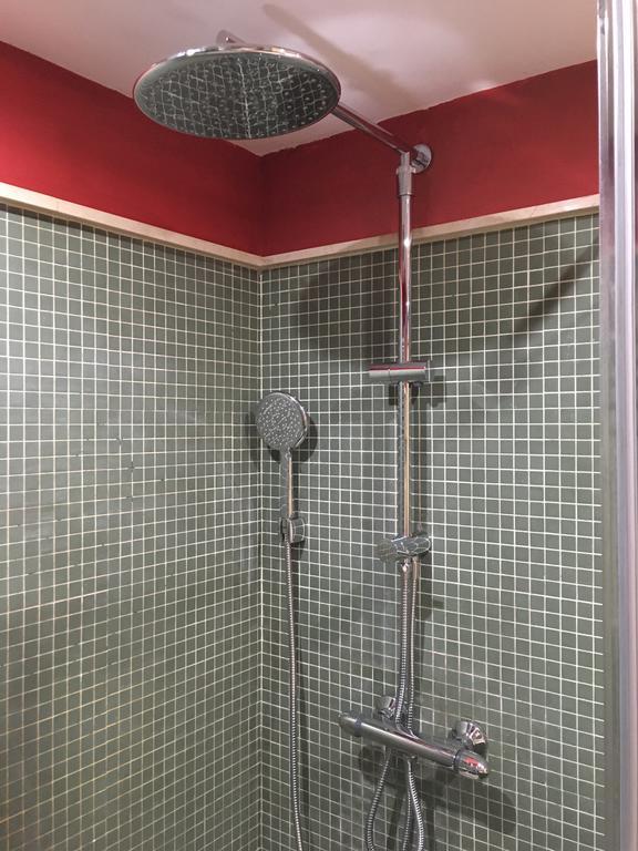 1E Azofaifo St Apartment Sevilla Bagian luar foto