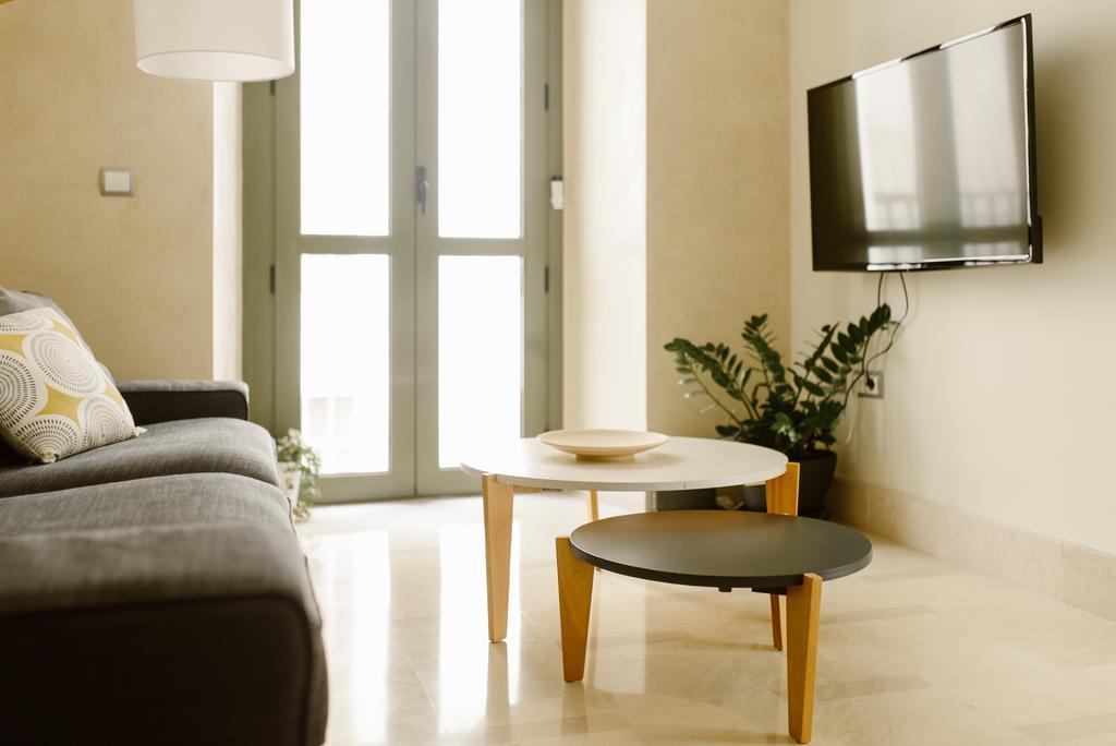 1E Azofaifo St Apartment Sevilla Bagian luar foto